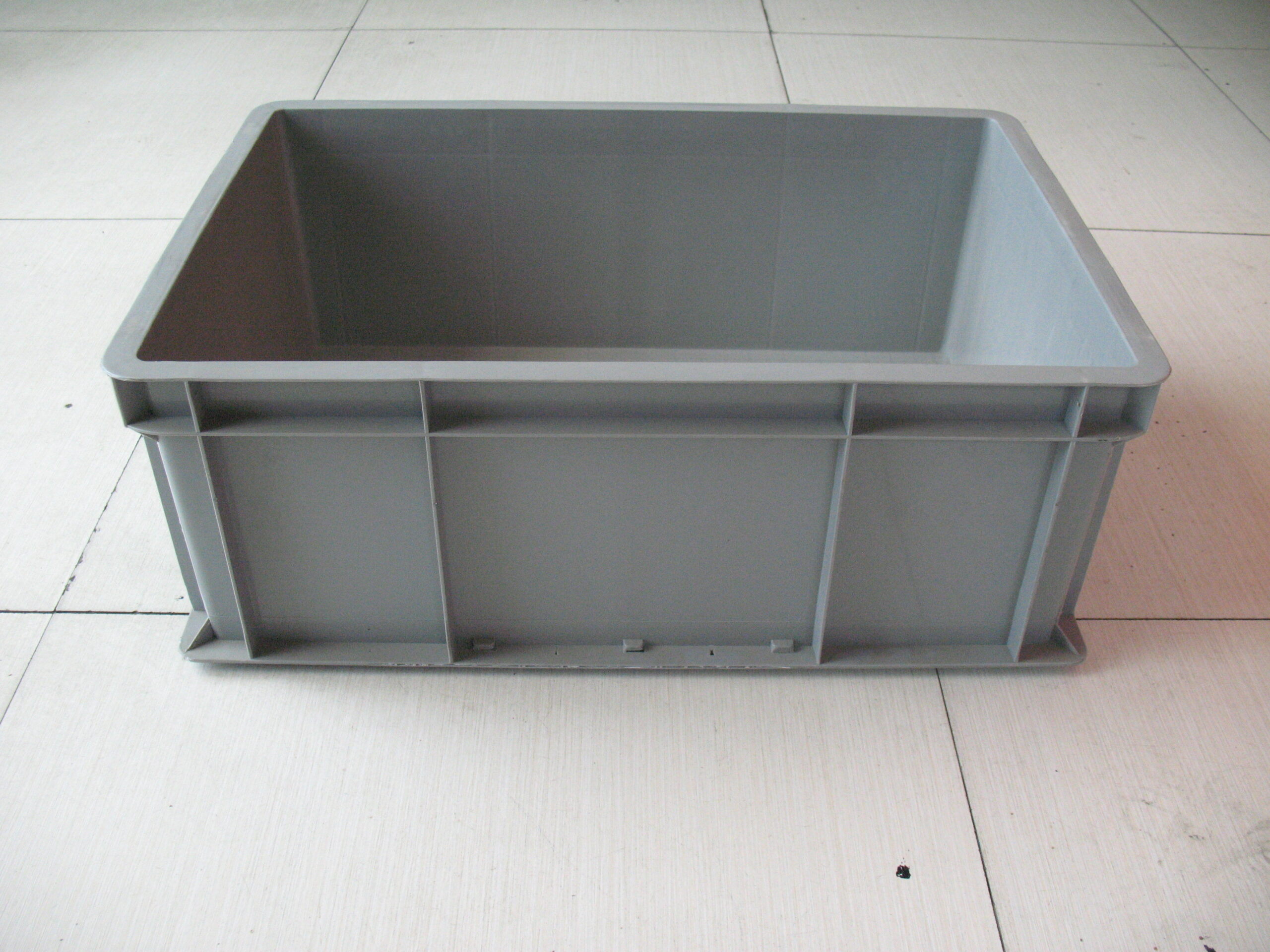 Cajas apilables Euro EU4622